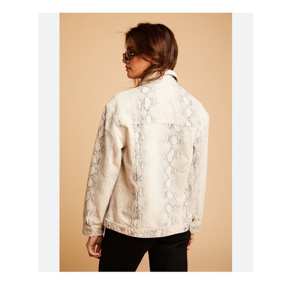 Free People Snake Trucker Jacket Sz M - Picture 6 of 11